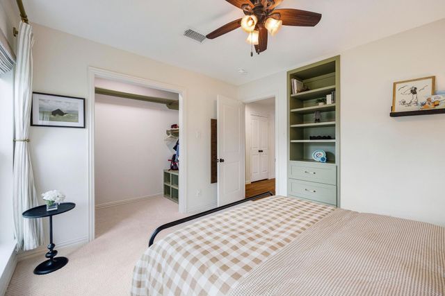 1922 Shadowdale Drive, Houston, TX 77043