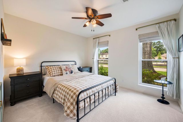 1922 Shadowdale Drive, Houston, TX 77043