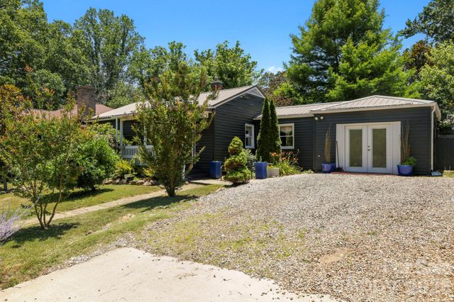 10 Eola Avenue, Asheville, NC 28806