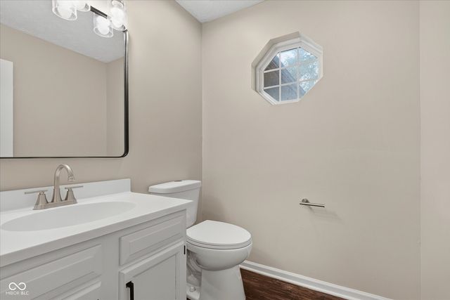 920 Millbrook Drive, Avon, IN 46123