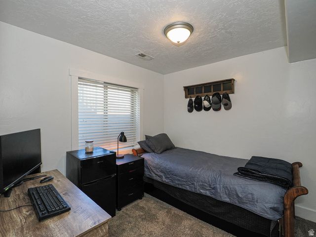 879 W SADDLEBROOK DR, Kaysville, UT 84037