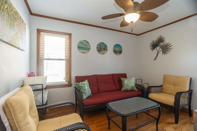 5121 N Nottingham Avenue, Chicago, IL 60656