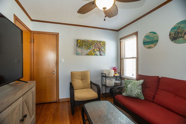 5121 N Nottingham Avenue, Chicago, IL 60656