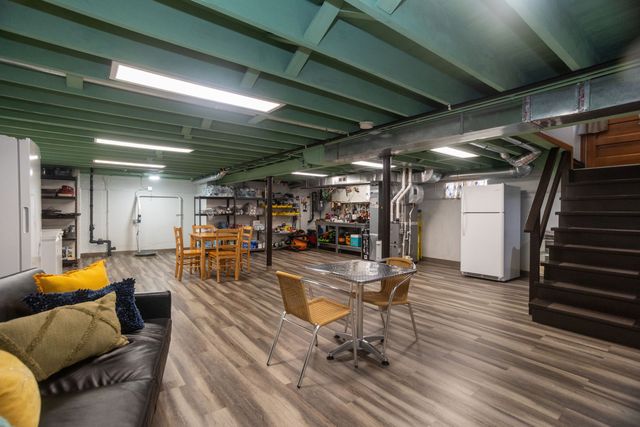 5121 N Nottingham Avenue, Chicago, IL 60656