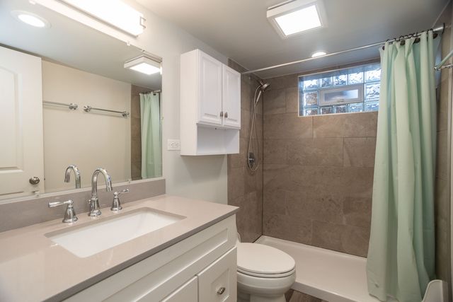 5121 N Nottingham Avenue, Chicago, IL 60656