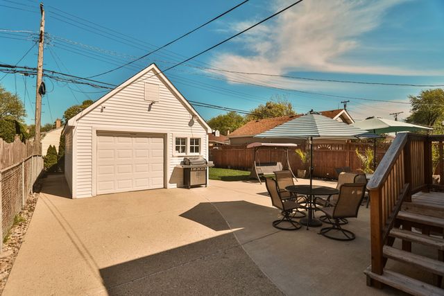 5121 N Nottingham Avenue, Chicago, IL 60656