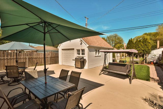 5121 N Nottingham Avenue, Chicago, IL 60656