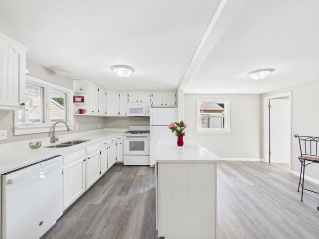 856 Marie Avenue, Machesney Park, IL 61115