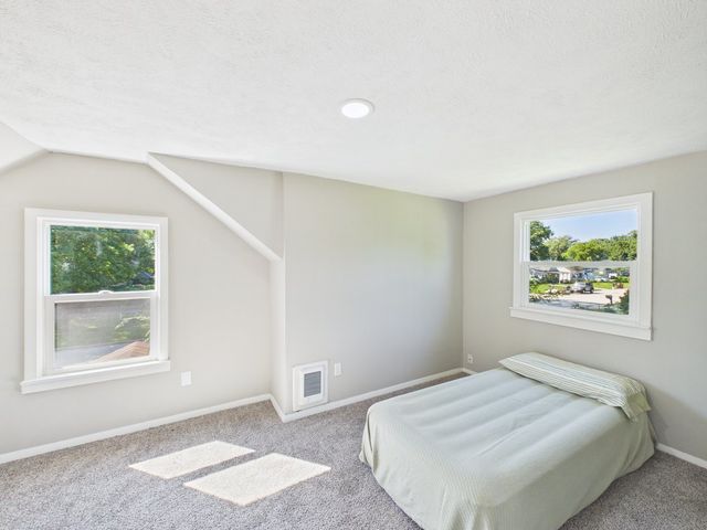 856 Marie Avenue, Machesney Park, IL 61115