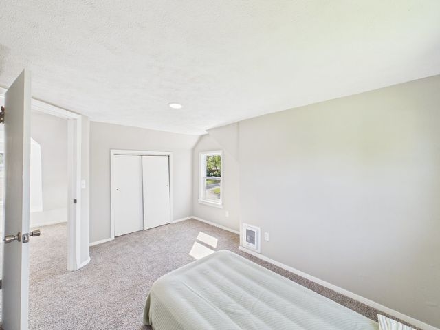 856 Marie Avenue, Machesney Park, IL 61115