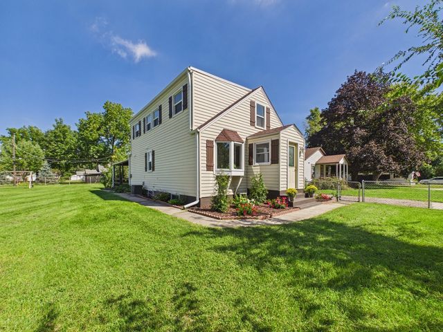 856 Marie Avenue, Machesney Park, IL 61115