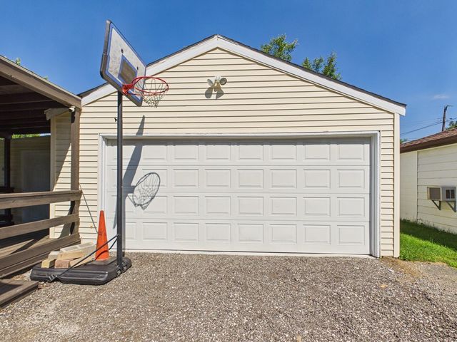 856 Marie Avenue, Machesney Park, IL 61115