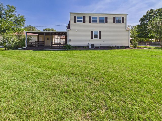 856 Marie Avenue, Machesney Park, IL 61115