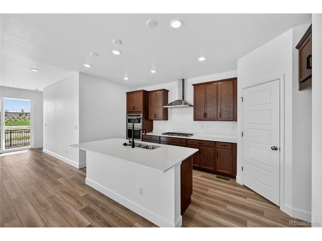 3310 N Denali St, Aurora, CO 80019