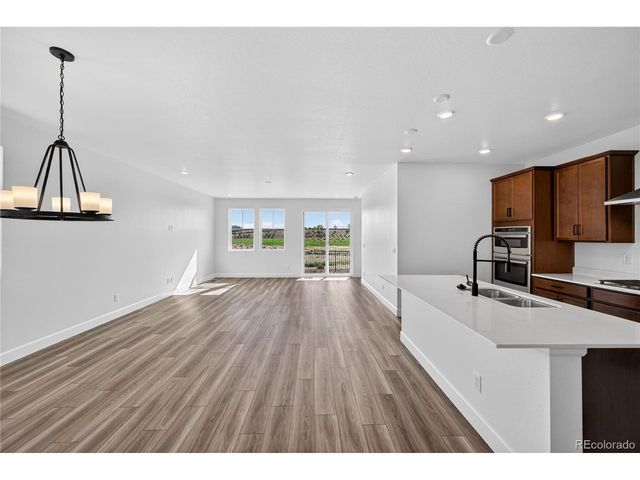 3310 N Denali St, Aurora, CO 80019