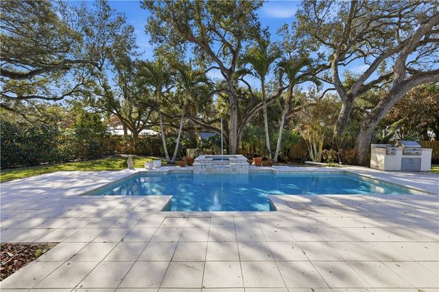 4617 Pebble Bay S, Vero Beach, FL 32963