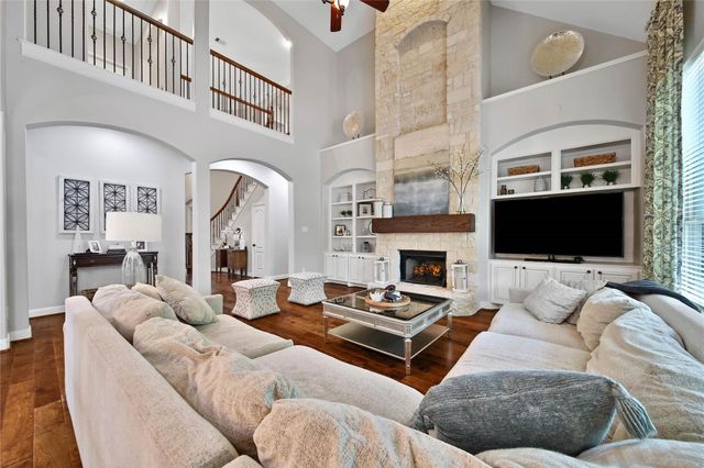 106 Spanish Bay Place, Montgomery, TX 77316