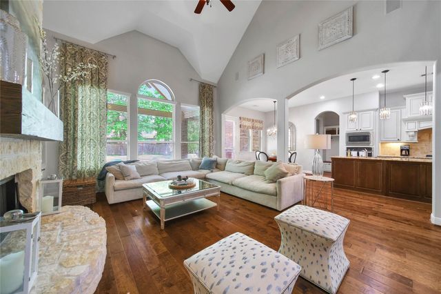 106 Spanish Bay Place, Montgomery, TX 77316