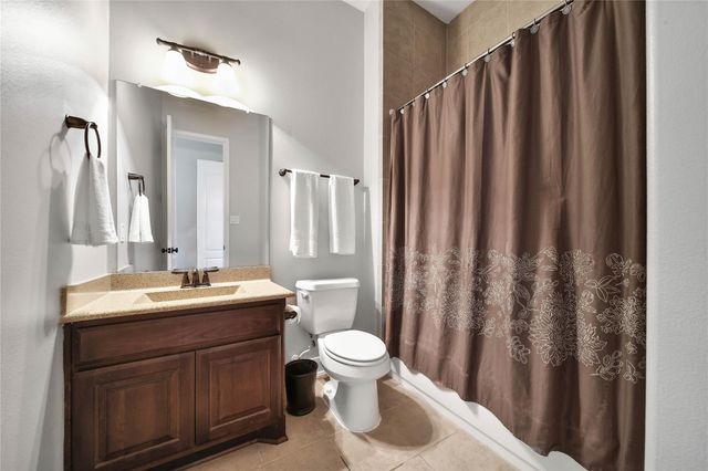 106 Spanish Bay Place, Montgomery, TX 77316