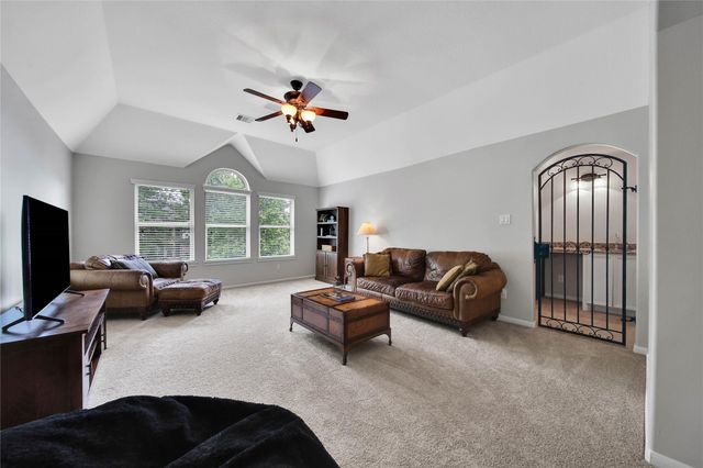 106 Spanish Bay Place, Montgomery, TX 77316