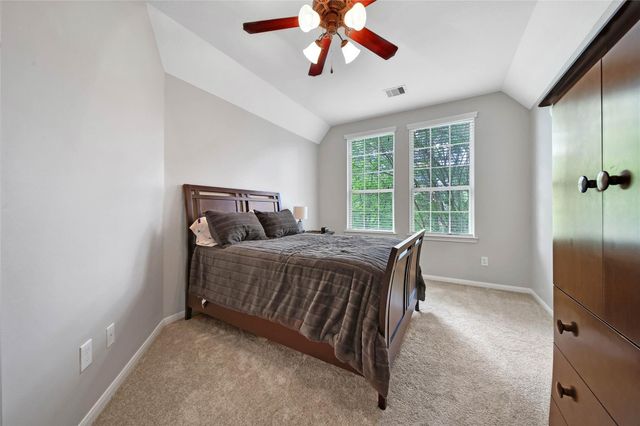 106 Spanish Bay Place, Montgomery, TX 77316