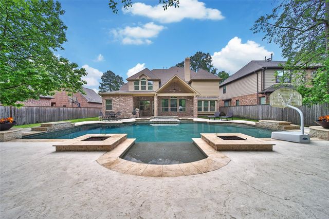 106 Spanish Bay Place, Montgomery, TX 77316