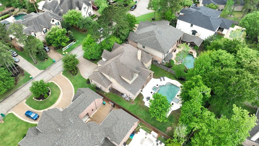 106 Spanish Bay Place, Montgomery, TX 77316