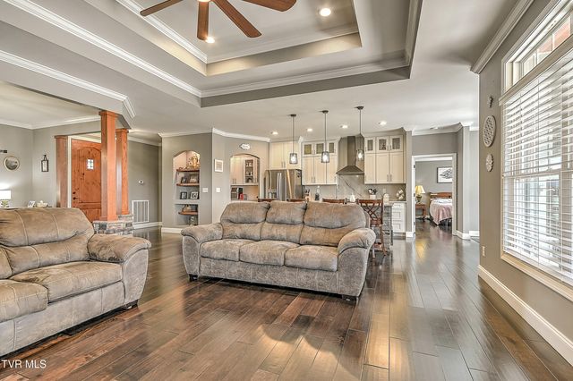 306 Saddle Ridge Court, Greeneville, TN 37745