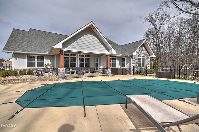 306 Saddle Ridge Court, Greeneville, TN 37745
