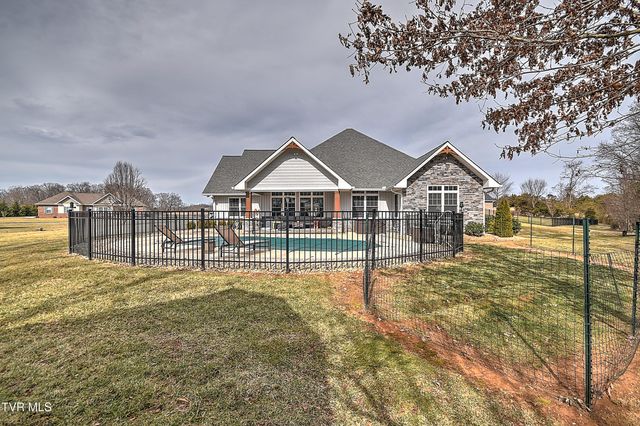 306 Saddle Ridge Court, Greeneville, TN 37745