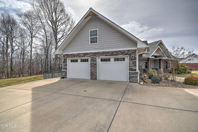 306 Saddle Ridge Court, Greeneville, TN 37745