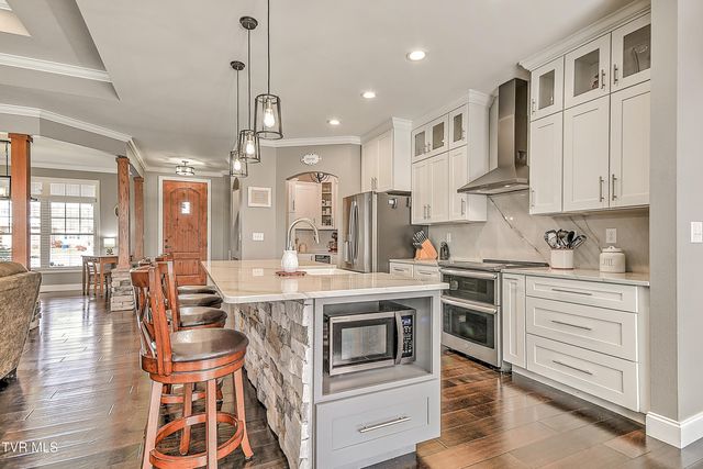 306 Saddle Ridge Court, Greeneville, TN 37745