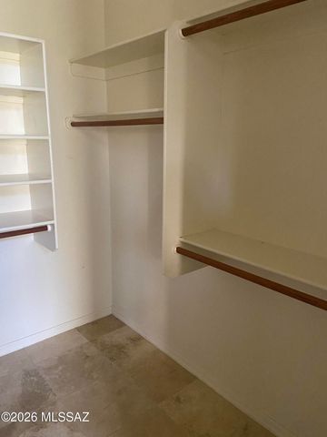 4927 N Louis River Way, Tucson, AZ 85718