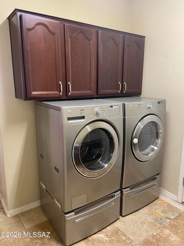 4927 N Louis River Way, Tucson, AZ 85718