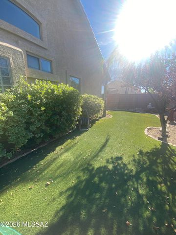 4927 N Louis River Way, Tucson, AZ 85718