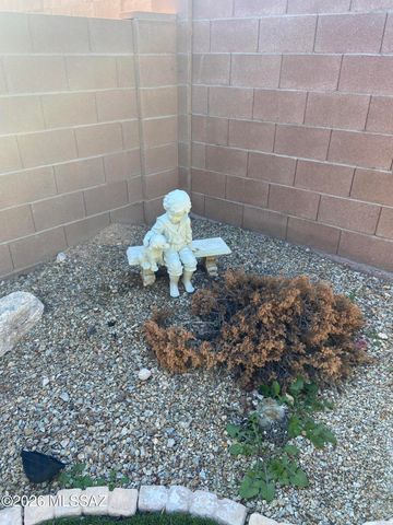 4927 N Louis River Way, Tucson, AZ 85718