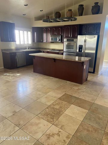 4927 N Louis River Way, Tucson, AZ 85718