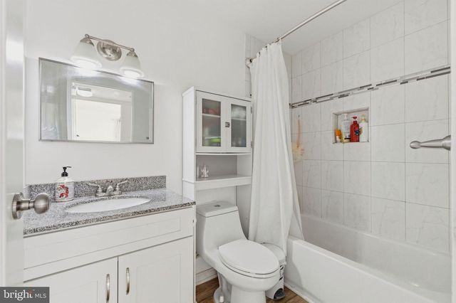 1607 N BRUNSWICK ST, Sterling, VA 20164