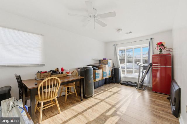 1607 N BRUNSWICK ST, Sterling, VA 20164