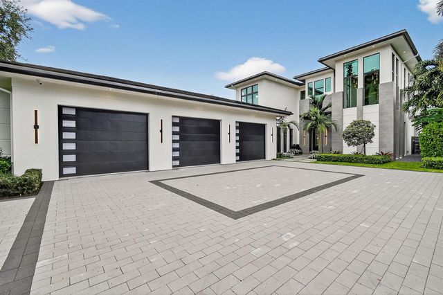 2085 Vitex Lane, North Palm Beach, FL 33408