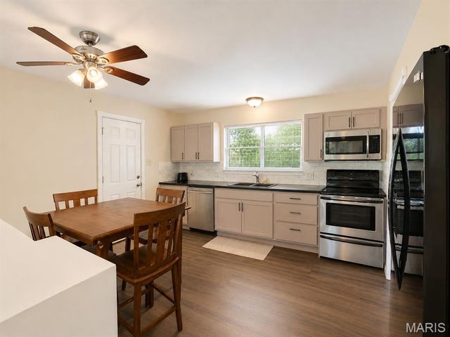 3772 Goldenrod Lane, De Soto, MO 63020