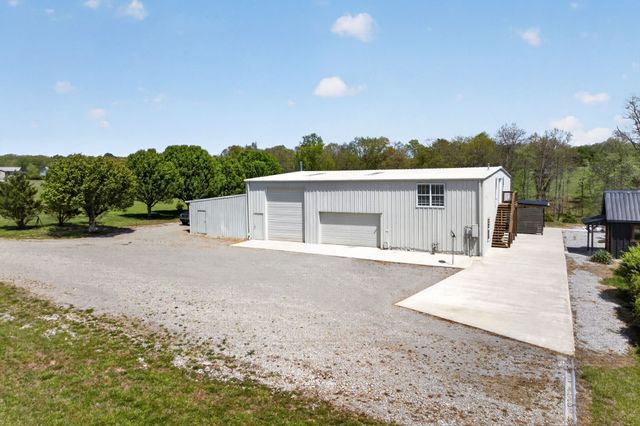 409 Turner Rd, Crossville, TN 38555