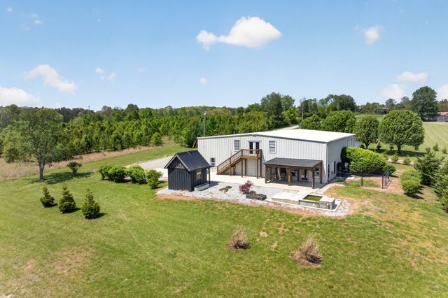 409 Turner Rd, Crossville, TN 38555