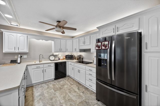 409 Turner Rd, Crossville, TN 38555