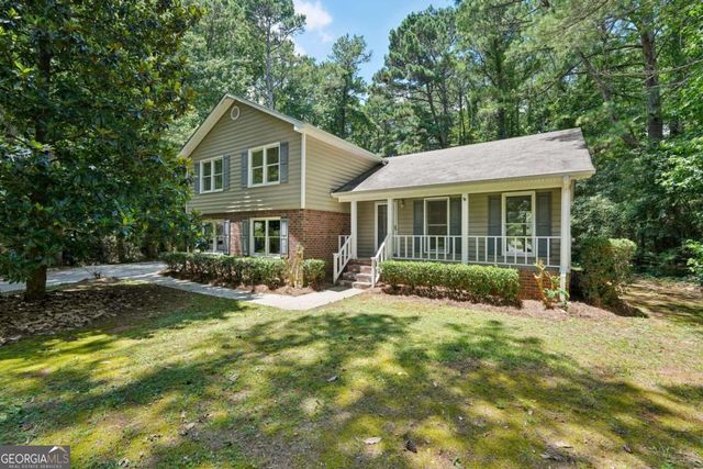125 Summit Court, Fayetteville, GA 30214