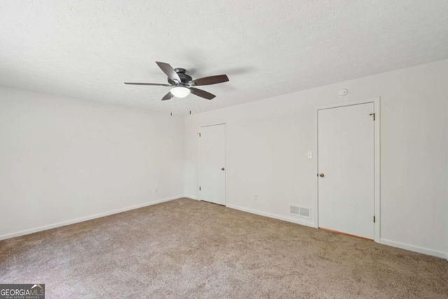 125 Summit Court, Fayetteville, GA 30214