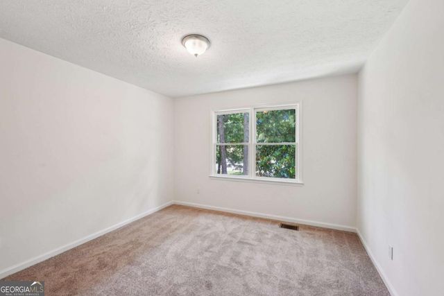 125 Summit Court, Fayetteville, GA 30214