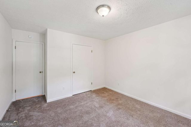 125 Summit Court, Fayetteville, GA 30214