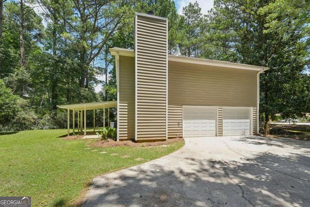 125 Summit Court, Fayetteville, GA 30214