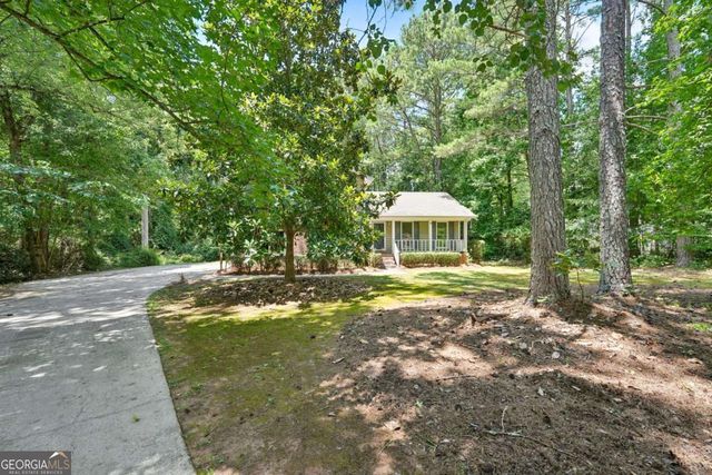 125 Summit Court, Fayetteville, GA 30214